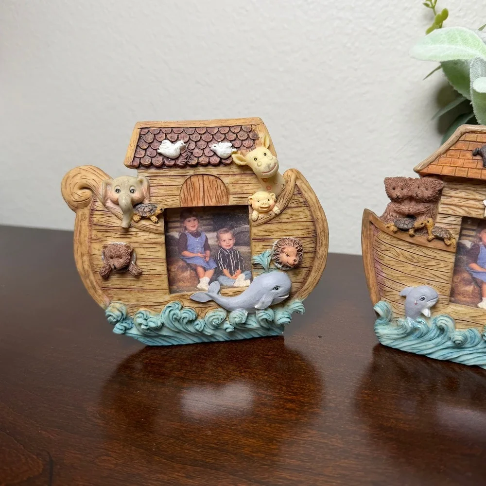 Noah's Ark‎ Animal Resin Picture Frames Set of 2 Nursery Religious Decor